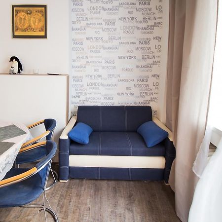 Apartment Ve Smeckach With A Big Terrace Praag Buitenkant foto