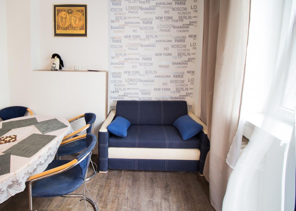 Apartment Ve Smeckach With A Big Terrace Praag Buitenkant foto